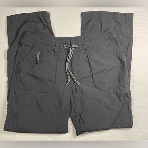 The North Face Womens 12 Black 100% Nylon Outdoor Camping Hiking Roll Up Leg